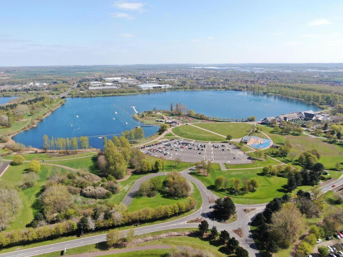 Campbell Park Apartment - City Centre - Free Parking, Balcony, Super-Fast Wifi And Smart Tv With Netflix By Yoko Property Milton Keynes Zewnętrze zdjęcie