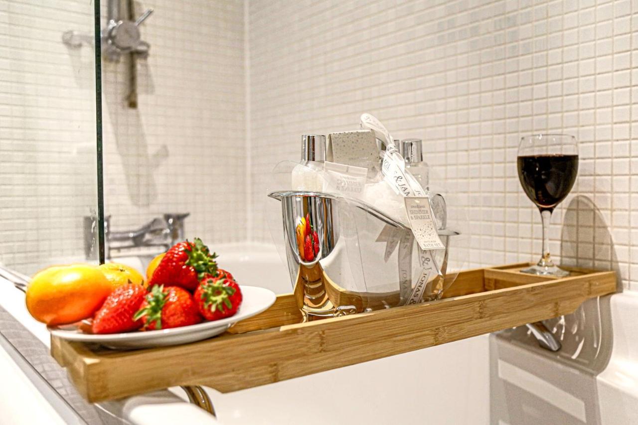 Campbell Park Apartment - City Centre - Free Parking, Balcony, Super-Fast Wifi And Smart Tv With Netflix By Yoko Property Milton Keynes Zewnętrze zdjęcie
